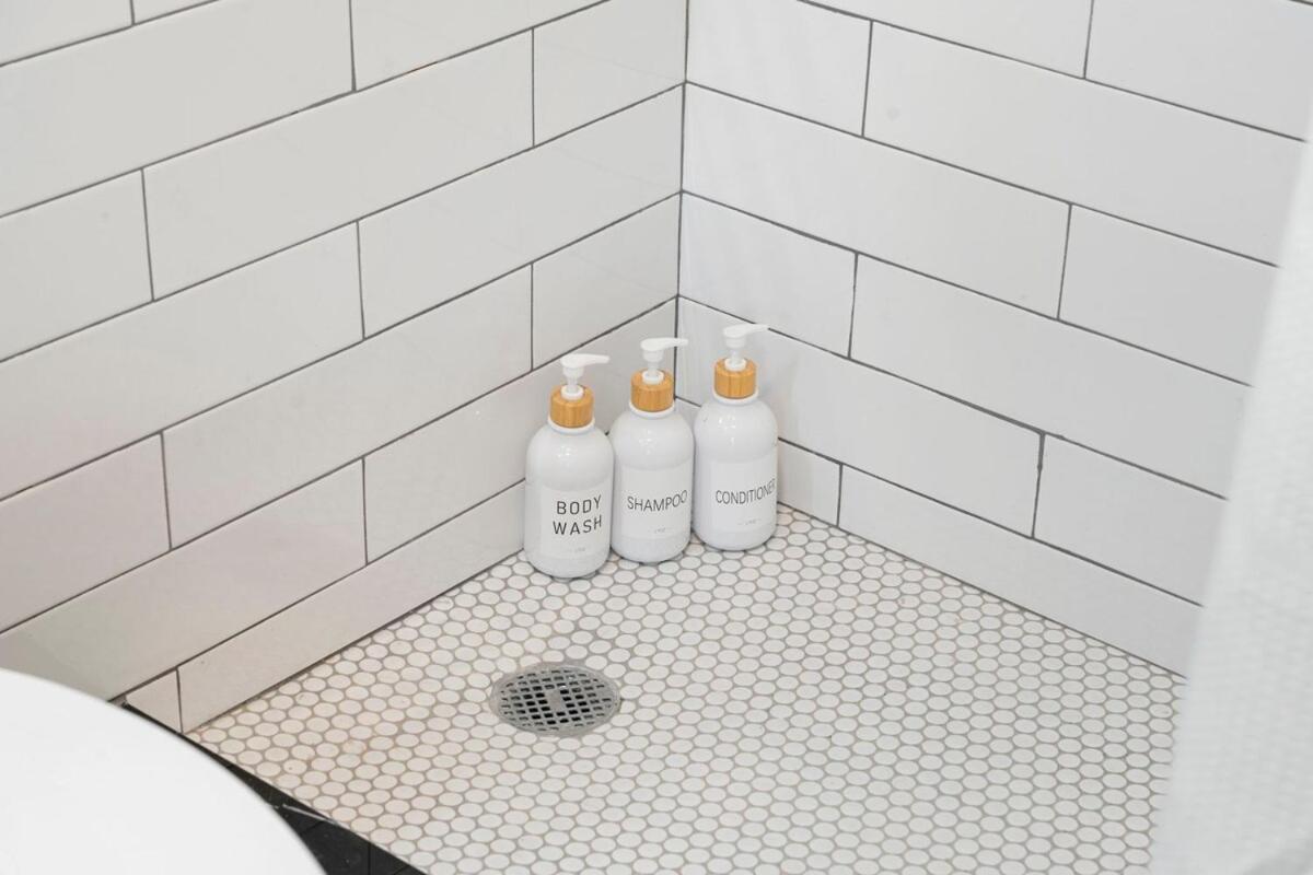 2 Bed & 3 Bath Chicago Condo Exteriör bild