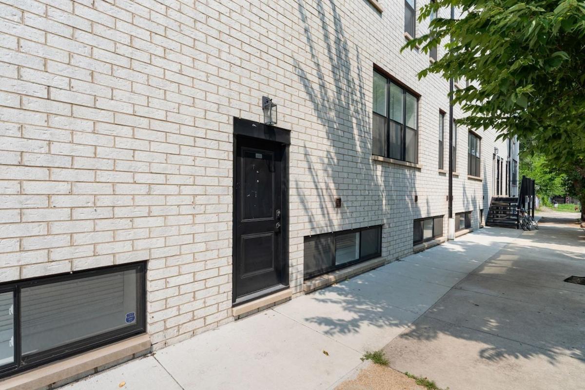 2 Bed & 3 Bath Chicago Condo Exteriör bild