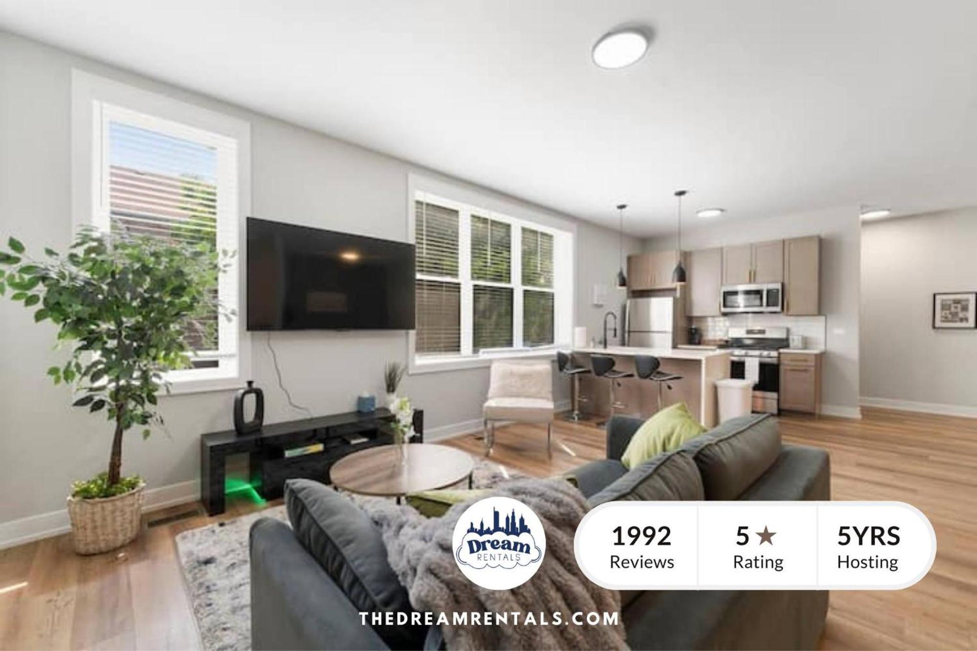 2 Bed & 3 Bath Chicago Condo Exteriör bild